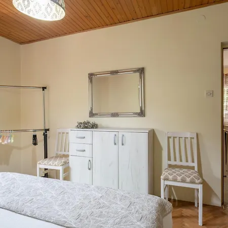 Garden דירה וולה לוקה